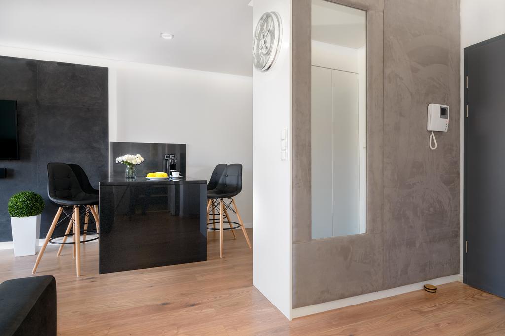 Apartament Boznicza Centrum พอซนาน ภายนอก รูปภาพ