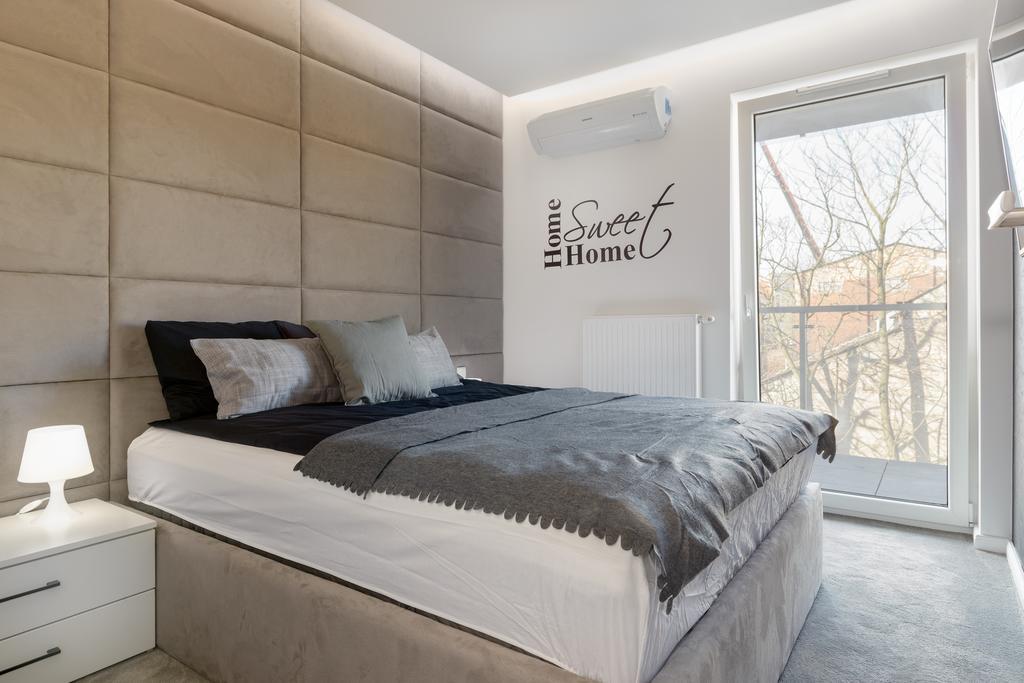 Apartament Boznicza Centrum พอซนาน ภายนอก รูปภาพ