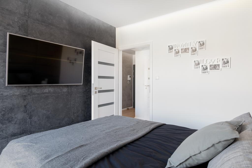 Apartament Boznicza Centrum พอซนาน ภายนอก รูปภาพ